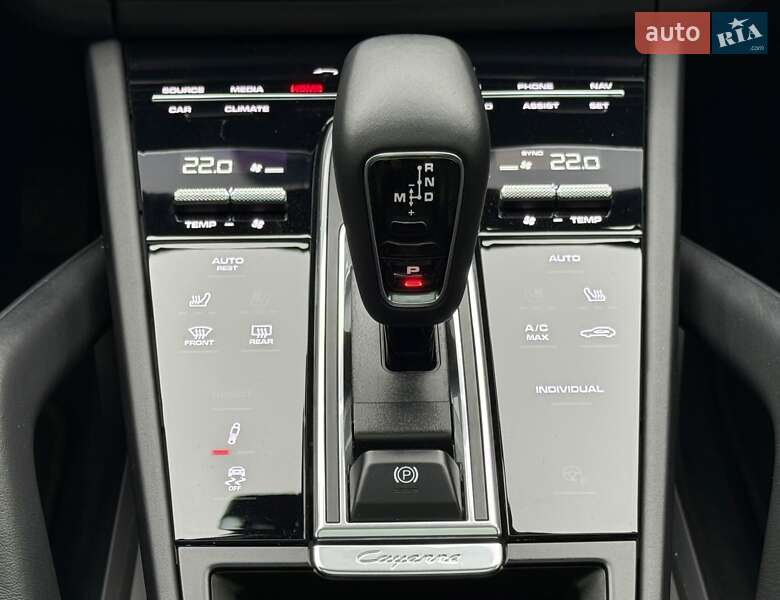 Позашляховик / Кросовер Porsche Cayenne Coupe 2022 в Києві