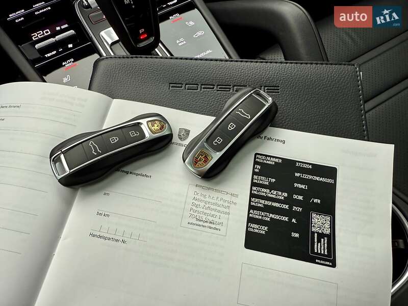 Позашляховик / Кросовер Porsche Cayenne Coupe 2022 в Києві