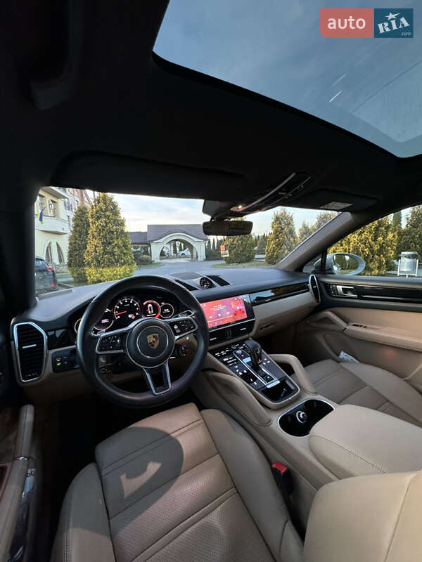 Позашляховик / Кросовер Porsche Cayenne Coupe 2021 в Львові