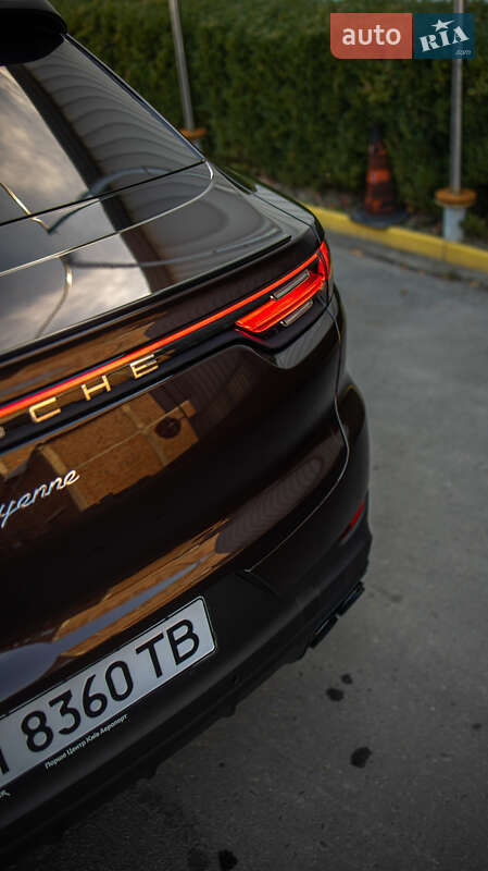 Позашляховик / Кросовер Porsche Cayenne Coupe 2019 в Чернівцях
