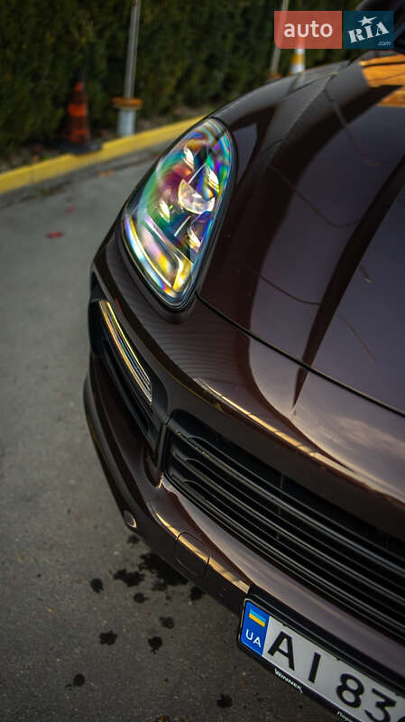 Позашляховик / Кросовер Porsche Cayenne Coupe 2019 в Чернівцях