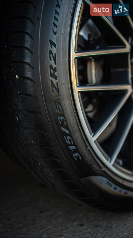 Позашляховик / Кросовер Porsche Cayenne Coupe 2019 в Чернівцях