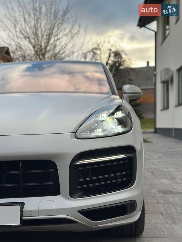 Позашляховик / Кросовер Porsche Cayenne Coupe 2022 в Києві