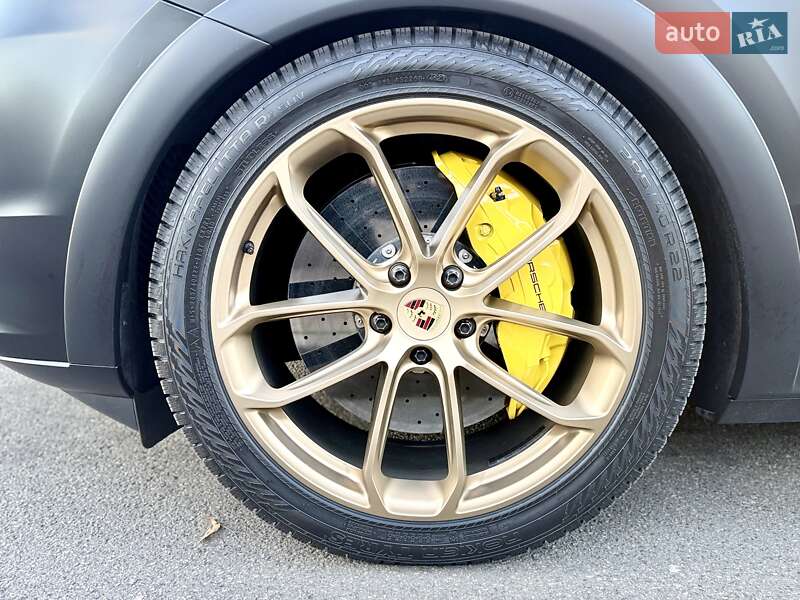 Позашляховик / Кросовер Porsche Cayenne Coupe 2024 в Києві фото 14 Позашляховик / Кросовер Porsche Cayenne Coupe 2024 в Києві