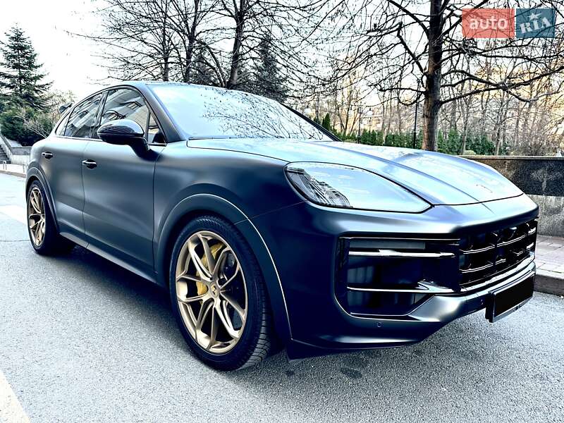 Позашляховик / Кросовер Porsche Cayenne Coupe 2024 в Києві фото 57 Позашляховик / Кросовер Porsche Cayenne Coupe 2024 в Києві