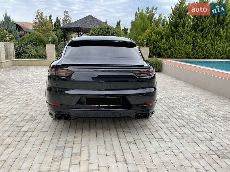 Позашляховик / Кросовер Porsche Cayenne Coupe 2020 в Києві
