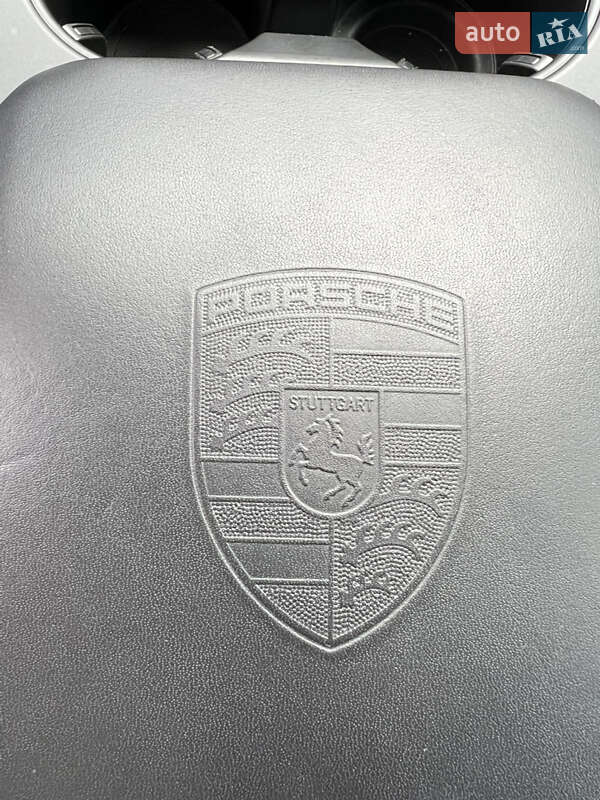 Внедорожник / Кроссовер Porsche Cayenne Coupe 2023 в Киеве фото 32 Внедорожник / Кроссовер Porsche Cayenne Coupe 2023 в Киеве