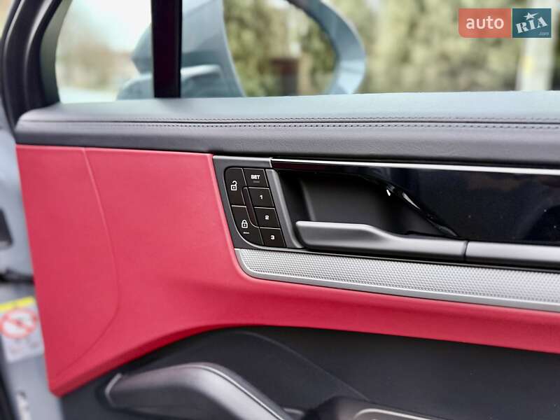 Внедорожник / Кроссовер Porsche Cayenne Coupe 2024 в Киеве фото 77 Внедорожник / Кроссовер Porsche Cayenne Coupe 2024 в Киеве