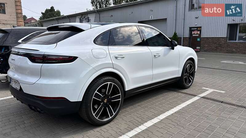 Внедорожник / Кроссовер Porsche Cayenne Coupe 2022 в Киеве