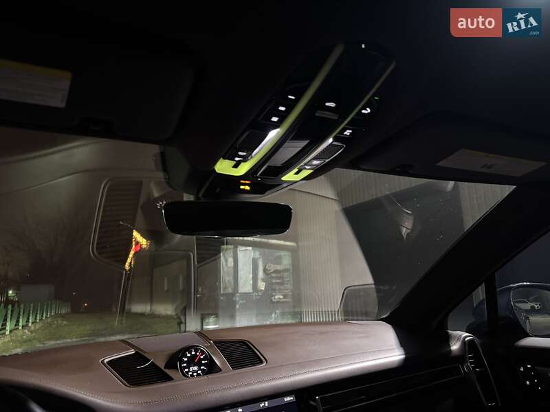 Внедорожник / Кроссовер Porsche Cayenne Coupe 2020 в Тернополе