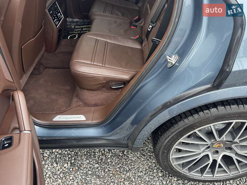 Внедорожник / Кроссовер Porsche Cayenne Coupe 2020 в Тернополе
