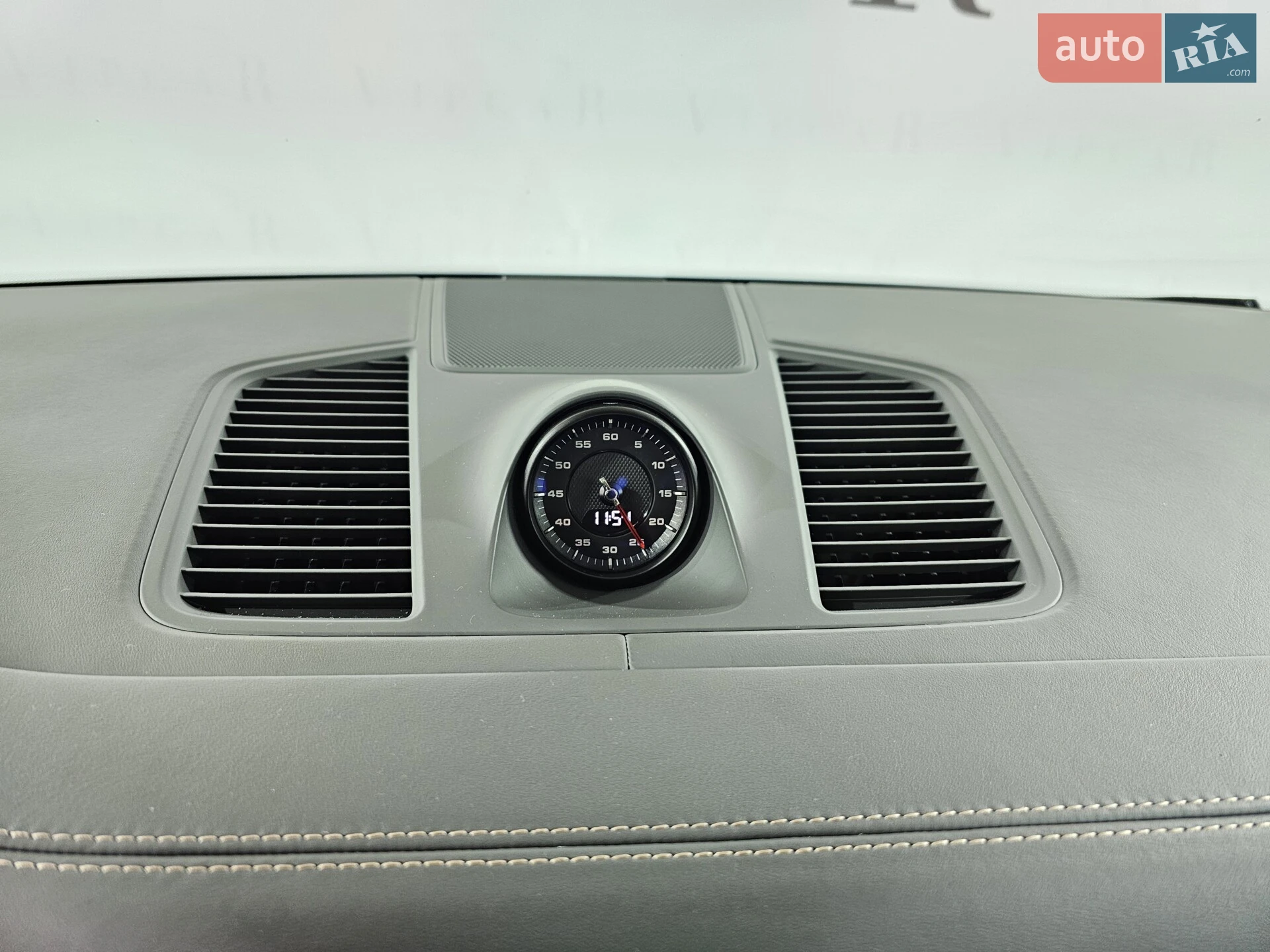 2023 Porsche Cayenne Coupe - мініатюра 26