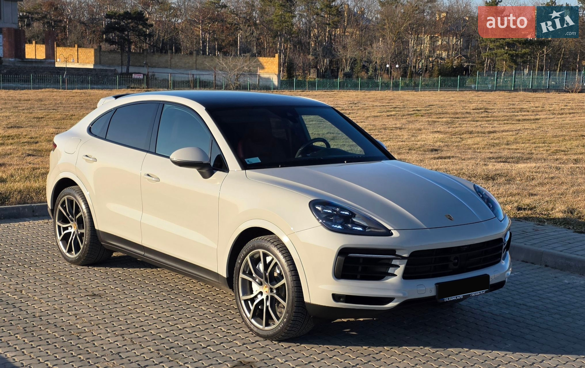 2020 Porsche Cayenne Coupe - мініатюра 3