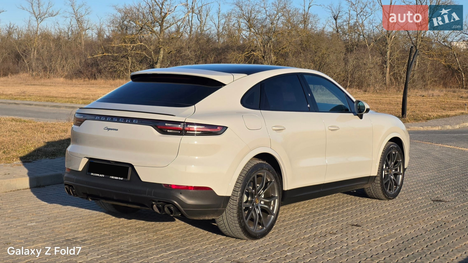 2020 Porsche Cayenne Coupe - мініатюра 12