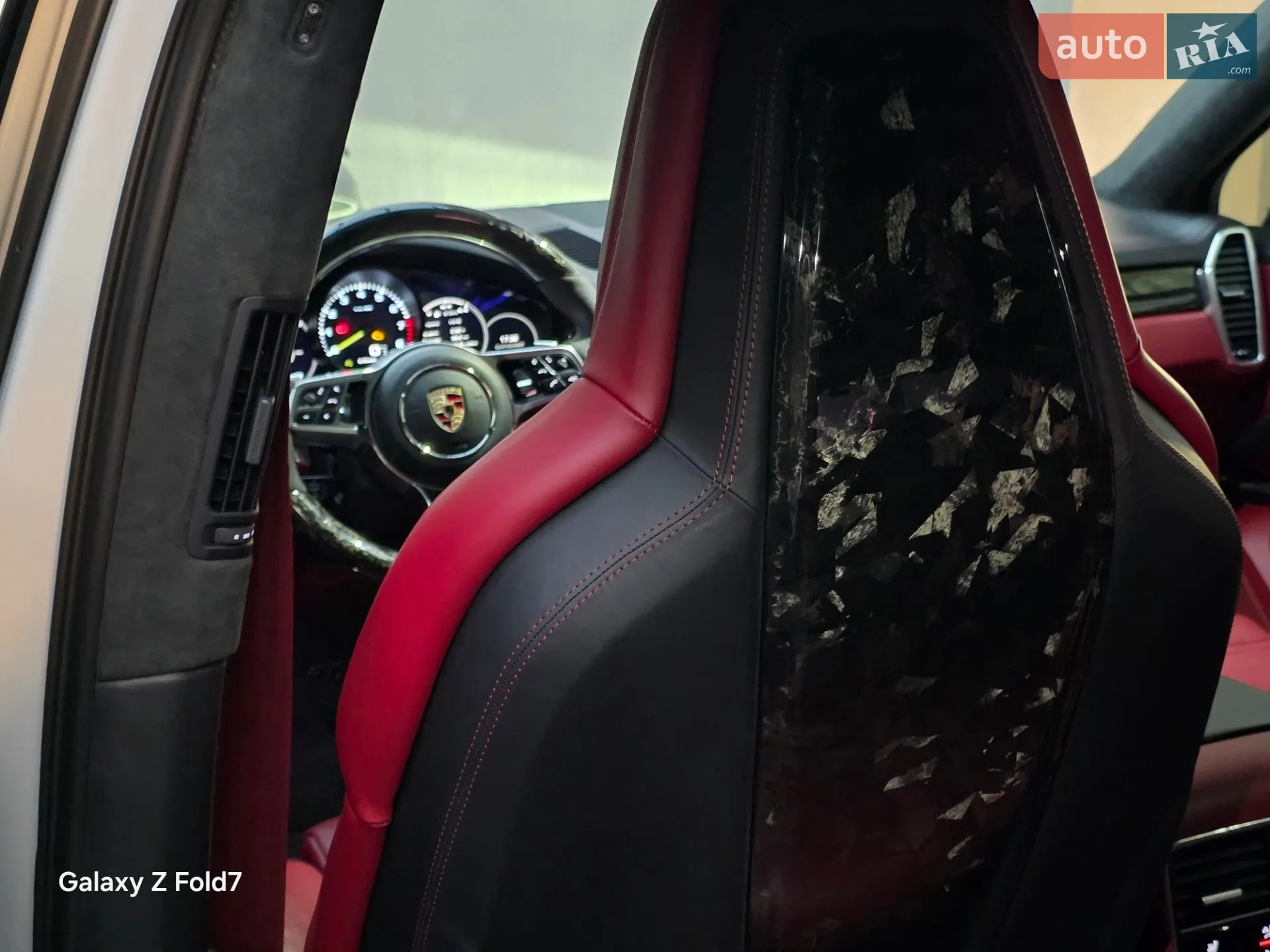 2020 Porsche Cayenne Coupe - мініатюра 55