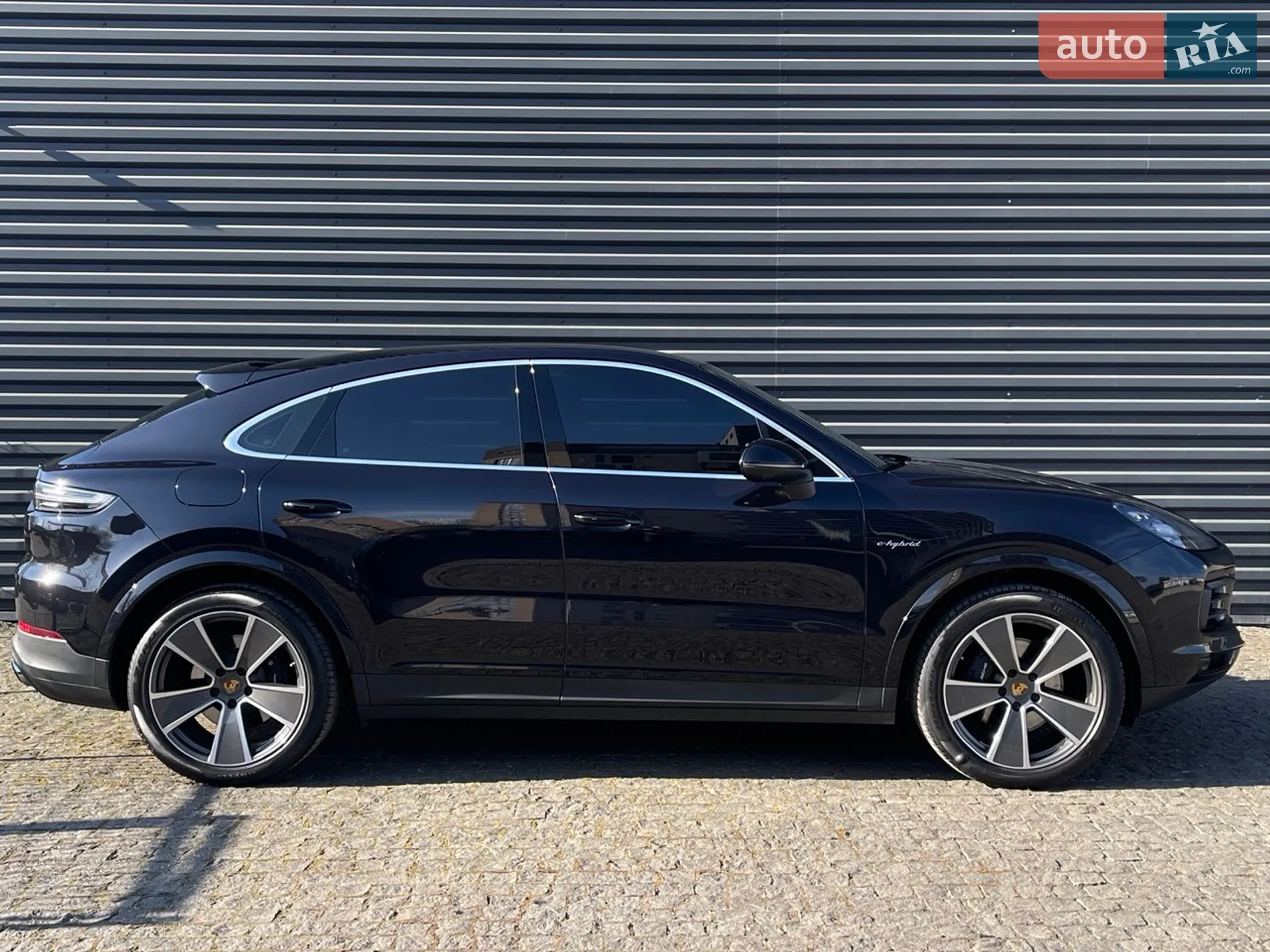 2020 Porsche Cayenne Coupe - мініатюра 5