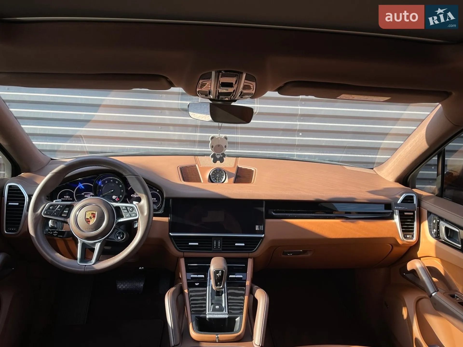2020 Porsche Cayenne Coupe - мініатюра 13