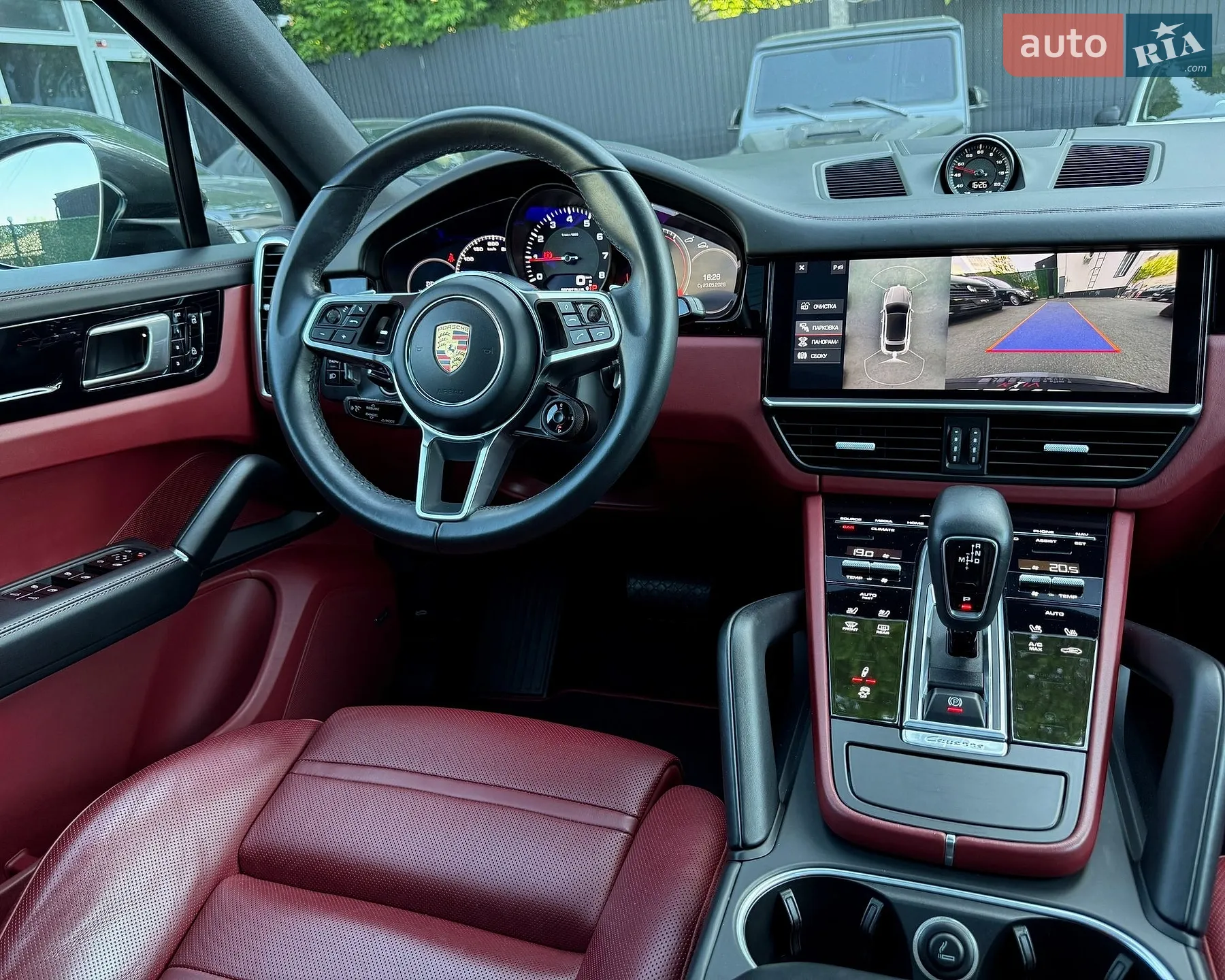 2019 Porsche Cayenne Coupe - мініатюра 27