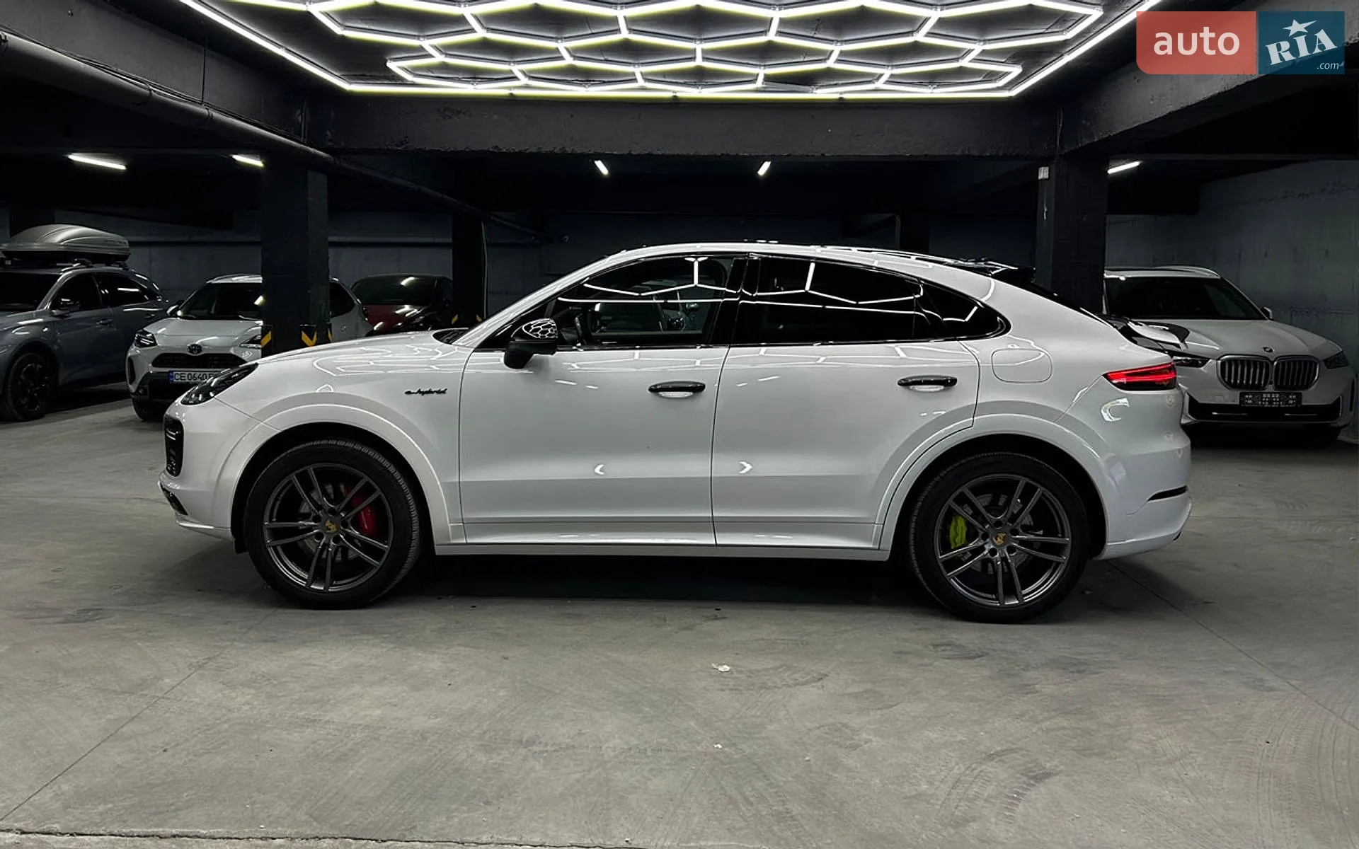 2022 Porsche Cayenne Coupe - мініатюра 4