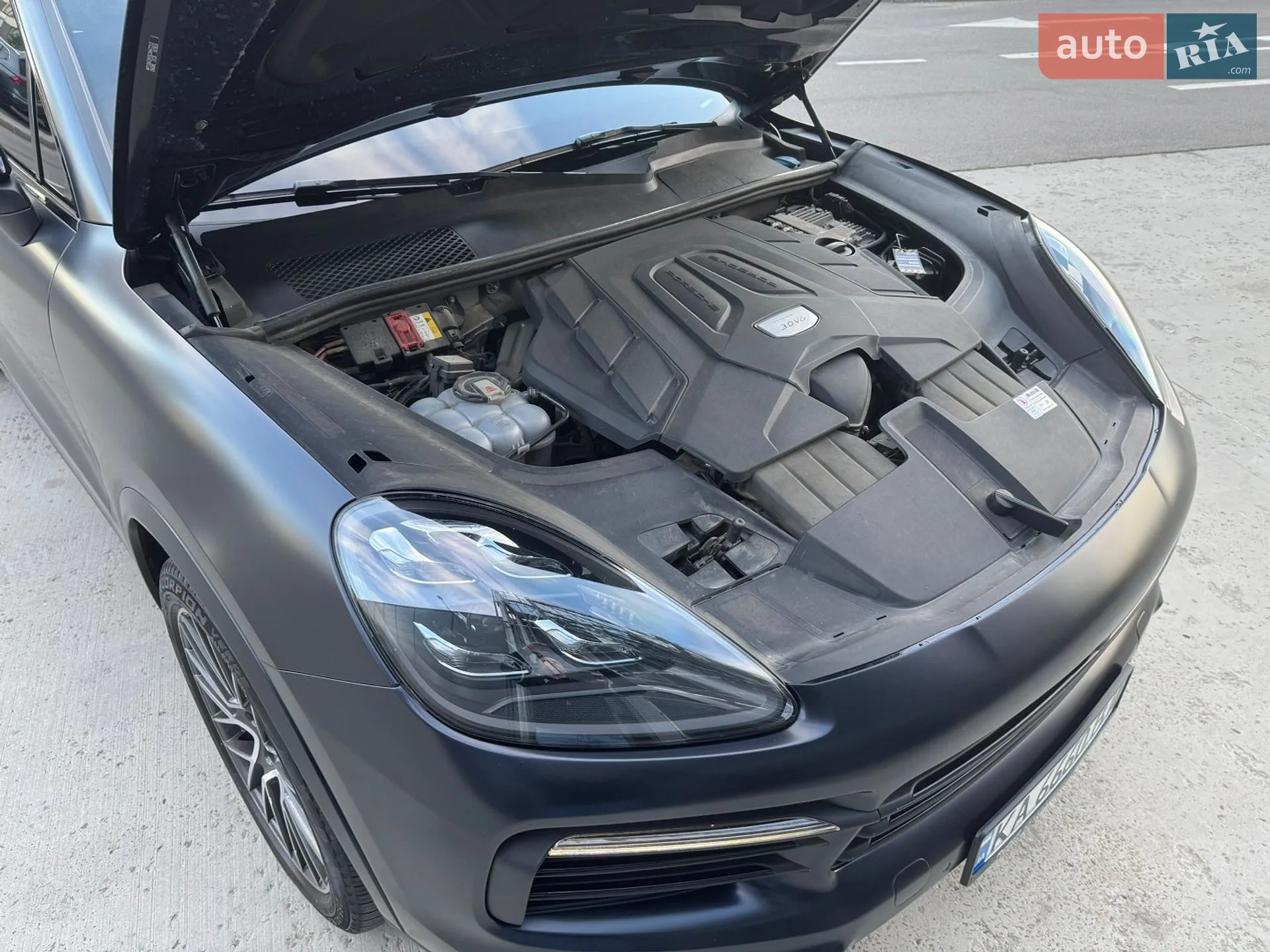 2019 Porsche Cayenne Coupe - мініатюра 83