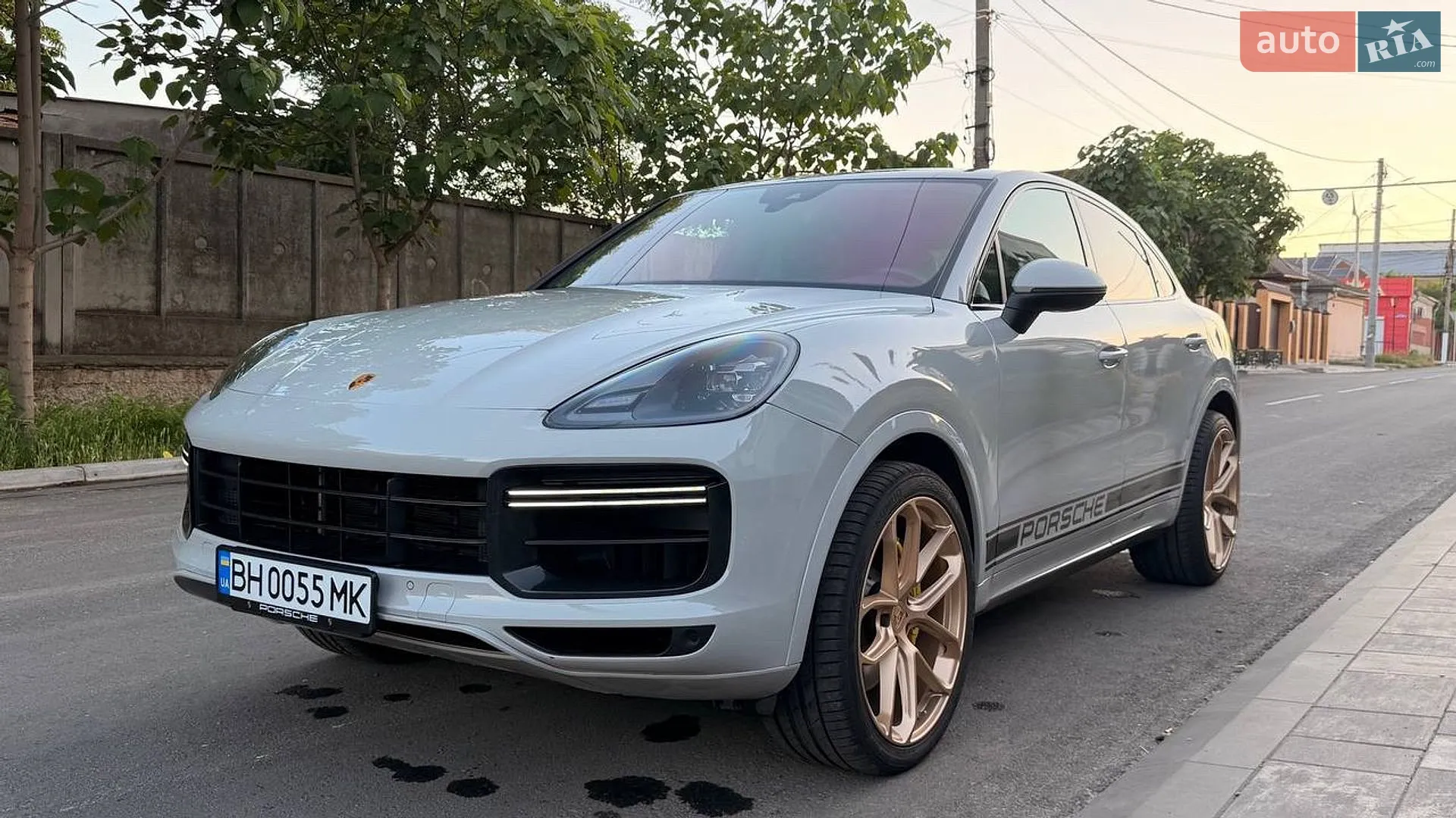 2022 Porsche Cayenne Coupe - мініатюра 10
