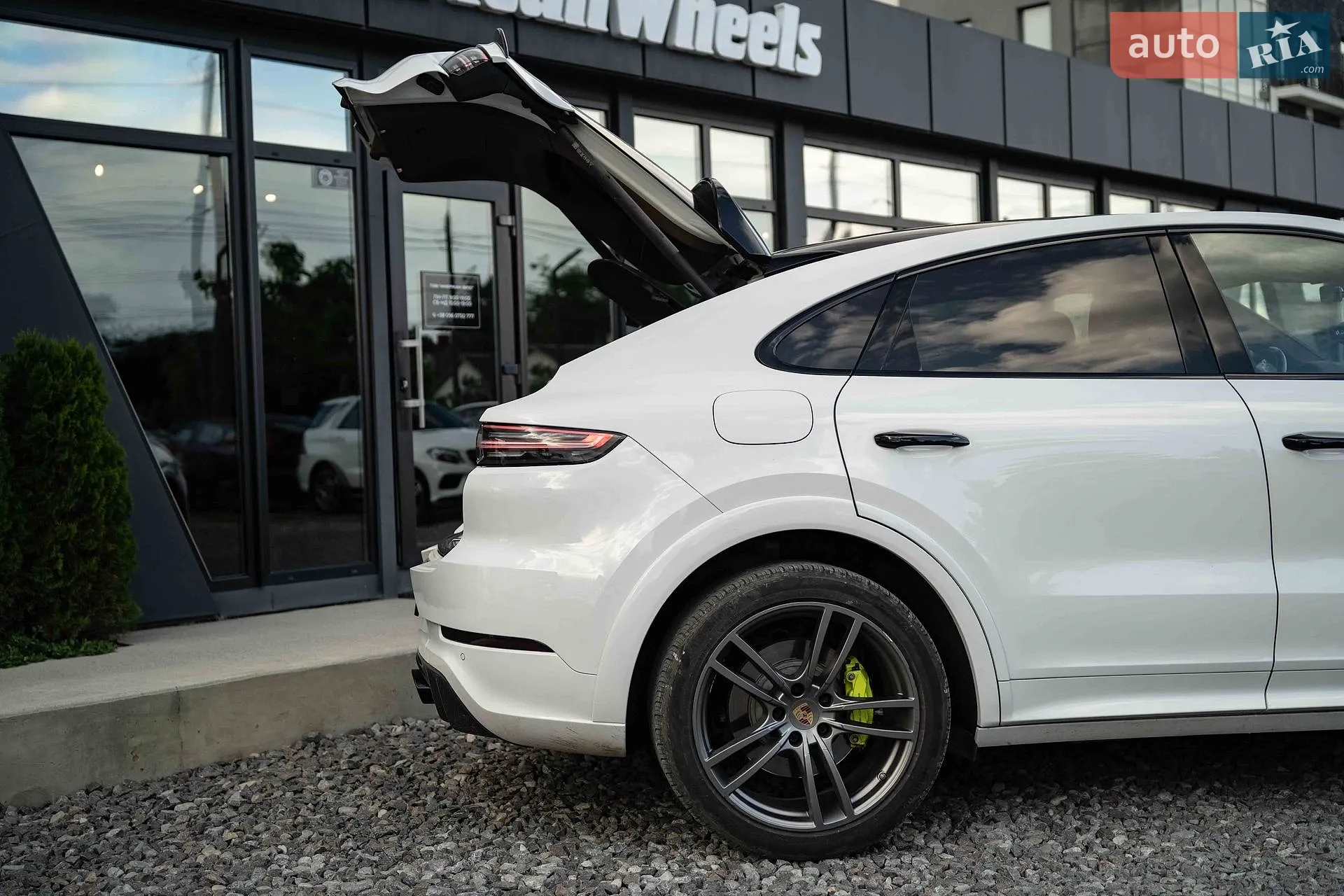 2022 Porsche Cayenne Coupe - мініатюра 23