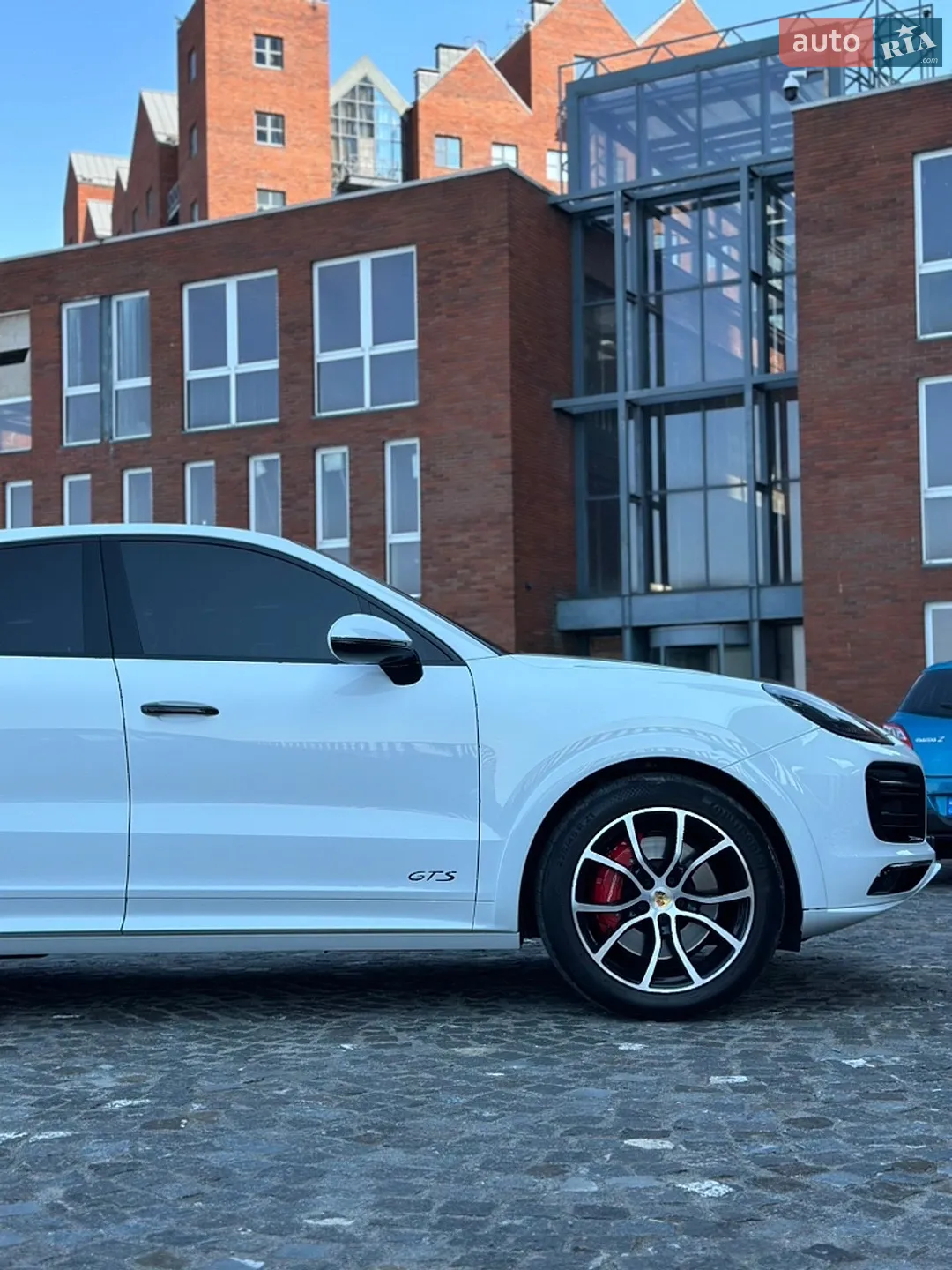 2020 Porsche Cayenne Coupe - мініатюра 7
