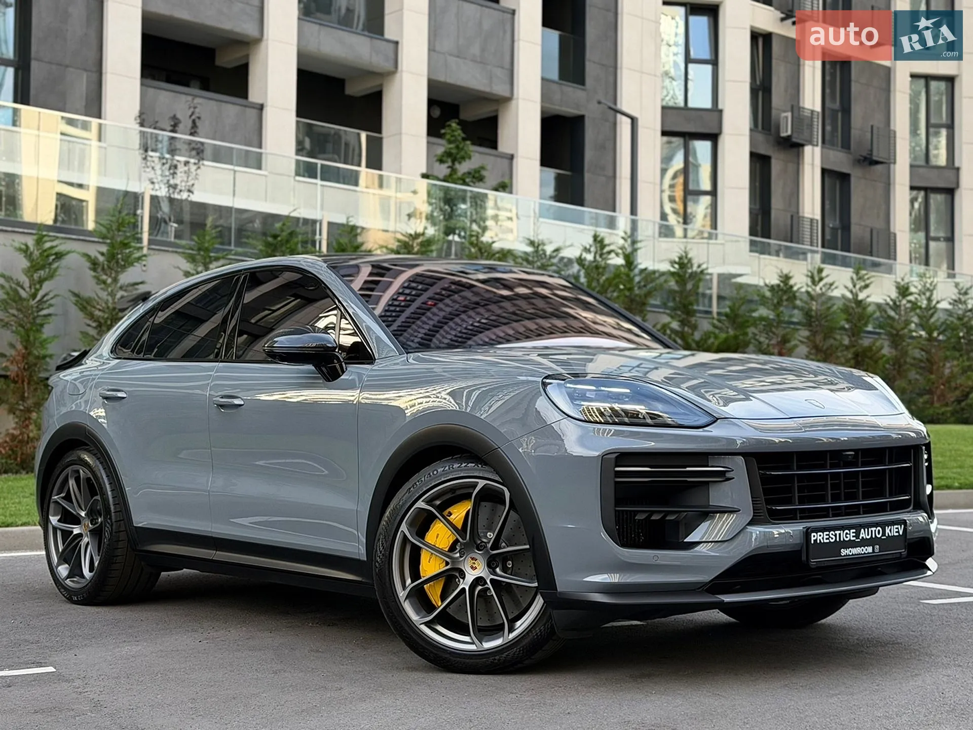 2023 Porsche Cayenne Coupe - мініатюра 4