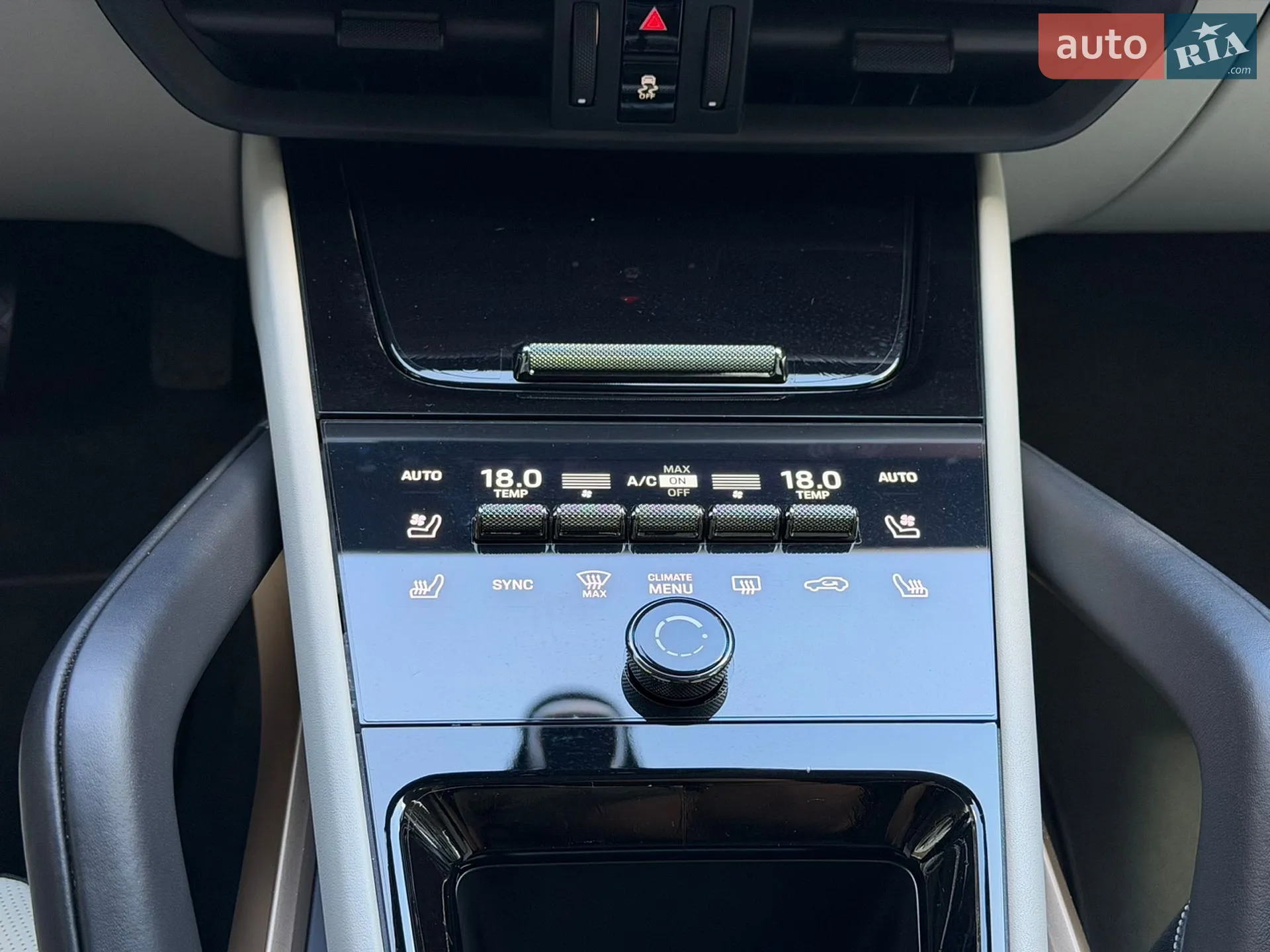 2023 Porsche Cayenne Coupe - мініатюра 19