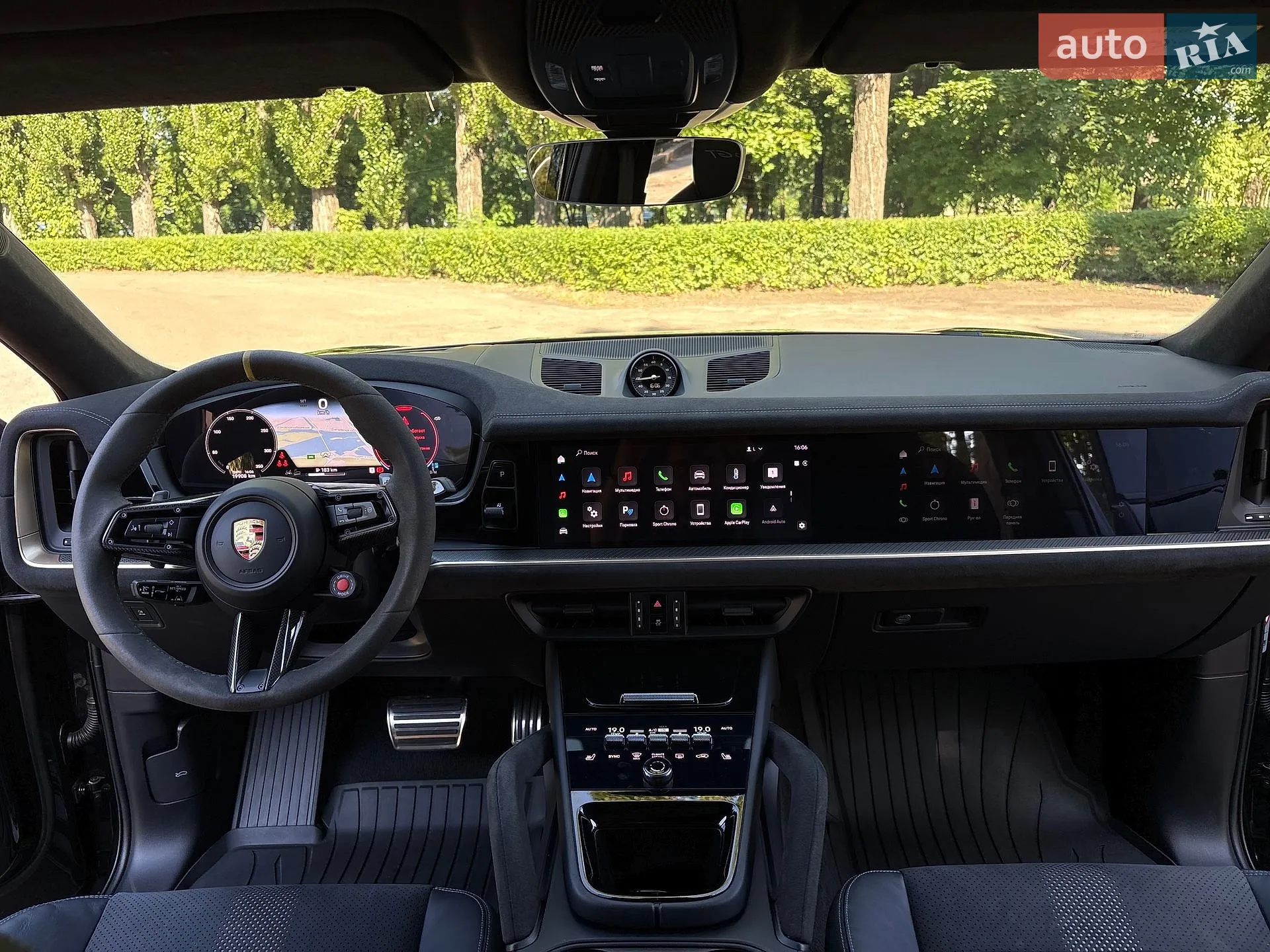 2024 Porsche Cayenne Coupe - мініатюра 4
