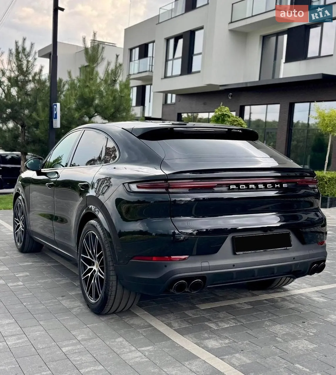 2023 Porsche Cayenne Coupe - мініатюра 4