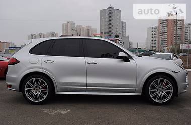 Универсал Porsche Cayenne 2013 в Киеве