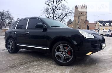 Внедорожник / Кроссовер Porsche Cayenne 2004 в Луцке