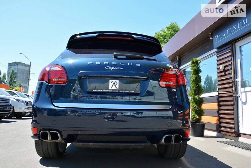 Позашляховик / Кросовер Porsche Cayenne 2013 в Одесі