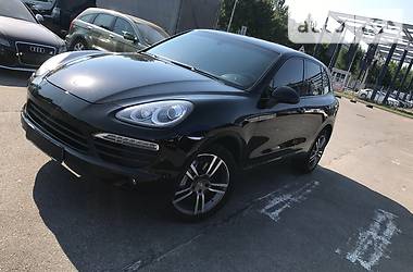 Позашляховик / Кросовер Porsche Cayenne 2010 в Дніпрі