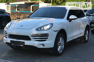 Внедорожник / Кроссовер Porsche Cayenne 2013 в Киеве