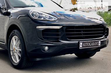 Внедорожник / Кроссовер Porsche Cayenne 2016 в Киеве