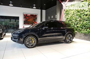 Внедорожник / Кроссовер Porsche Cayenne 2018 в Одессе