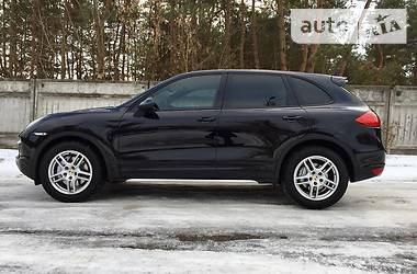 Внедорожник / Кроссовер Porsche Cayenne 2011 в Киеве