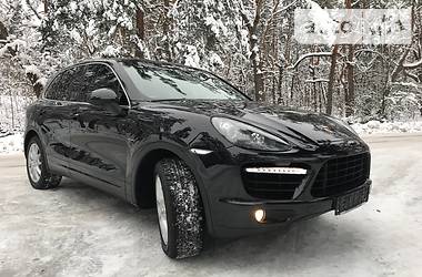 Внедорожник / Кроссовер Porsche Cayenne 2011 в Киеве