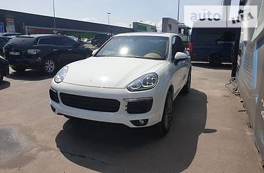 Позашляховик / Кросовер Porsche Cayenne 2017 в 