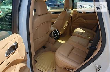 Позашляховик / Кросовер Porsche Cayenne 2017 в 