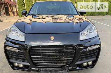 Внедорожник / Кроссовер Porsche Cayenne 2004 в 