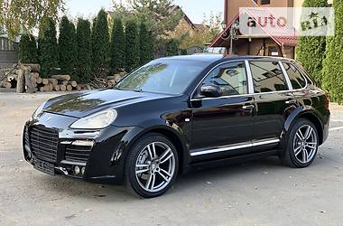 Внедорожник / Кроссовер Porsche Cayenne 2004 в 