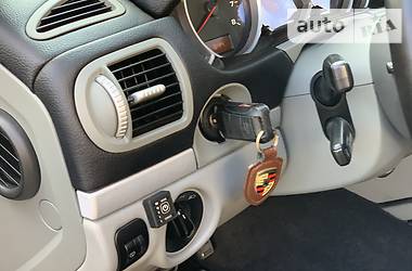 Внедорожник / Кроссовер Porsche Cayenne 2004 в 