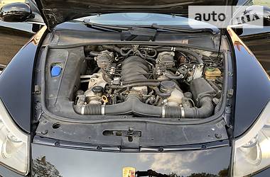 Внедорожник / Кроссовер Porsche Cayenne 2004 в 
