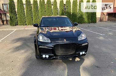 Внедорожник / Кроссовер Porsche Cayenne 2004 в 