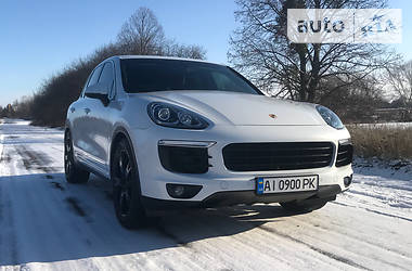 Позашляховик / Кросовер Porsche Cayenne 2014 в Києві