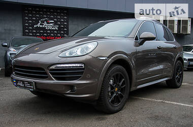 Внедорожник / Кроссовер Porsche Cayenne 2010 в 