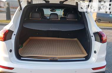 Внедорожник / Кроссовер Porsche Cayenne 2014 в 